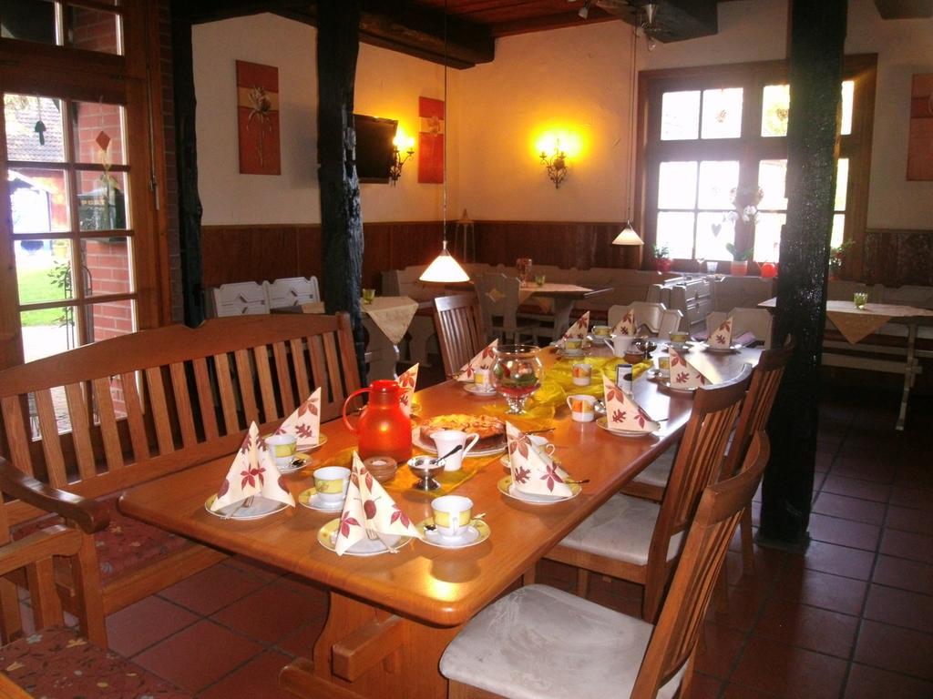 Naturhotel Hof Ehlers Bergen  Buitenkant foto