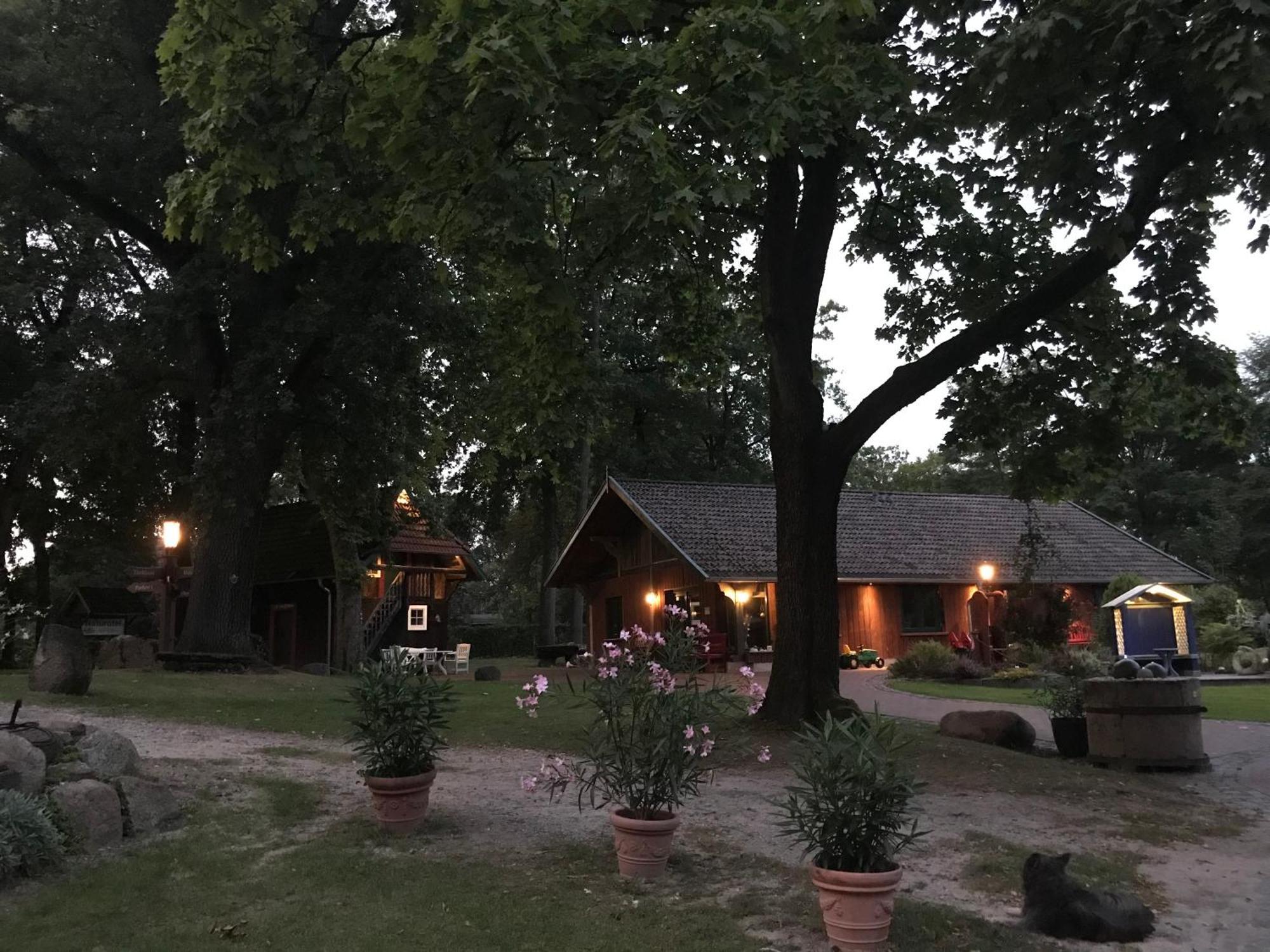 Naturhotel Hof Ehlers Bergen  Buitenkant foto